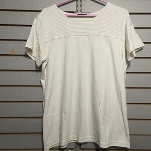d&co Denim And Company Top Shirt Short Sleeves L EUC Solid Tee Ribbed‎ Blouse